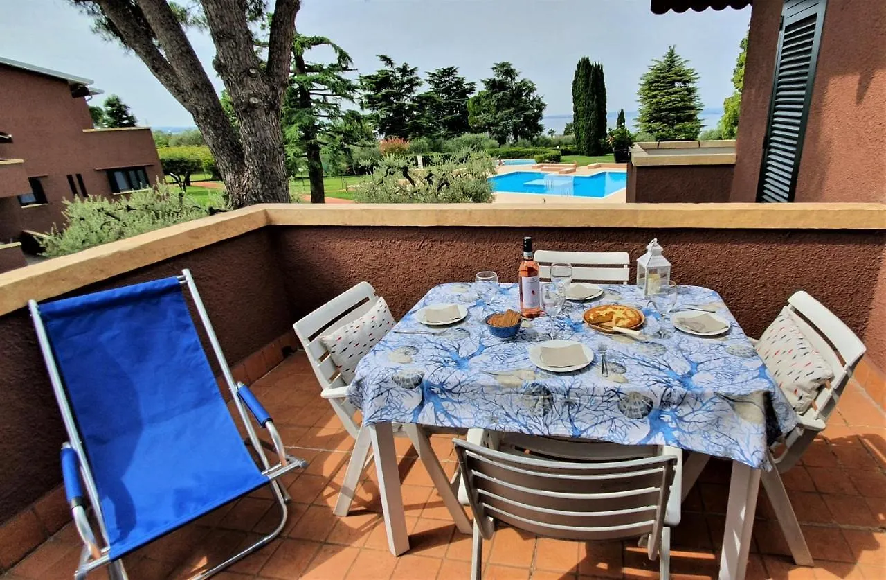 Apartments Blue View - Residence Casetto Bardolino - Regarda Travel