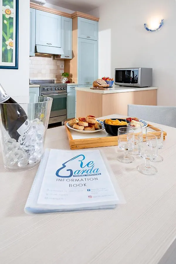 Apartments Blue View - Residence Casetto Bardolino - Regarda Travel