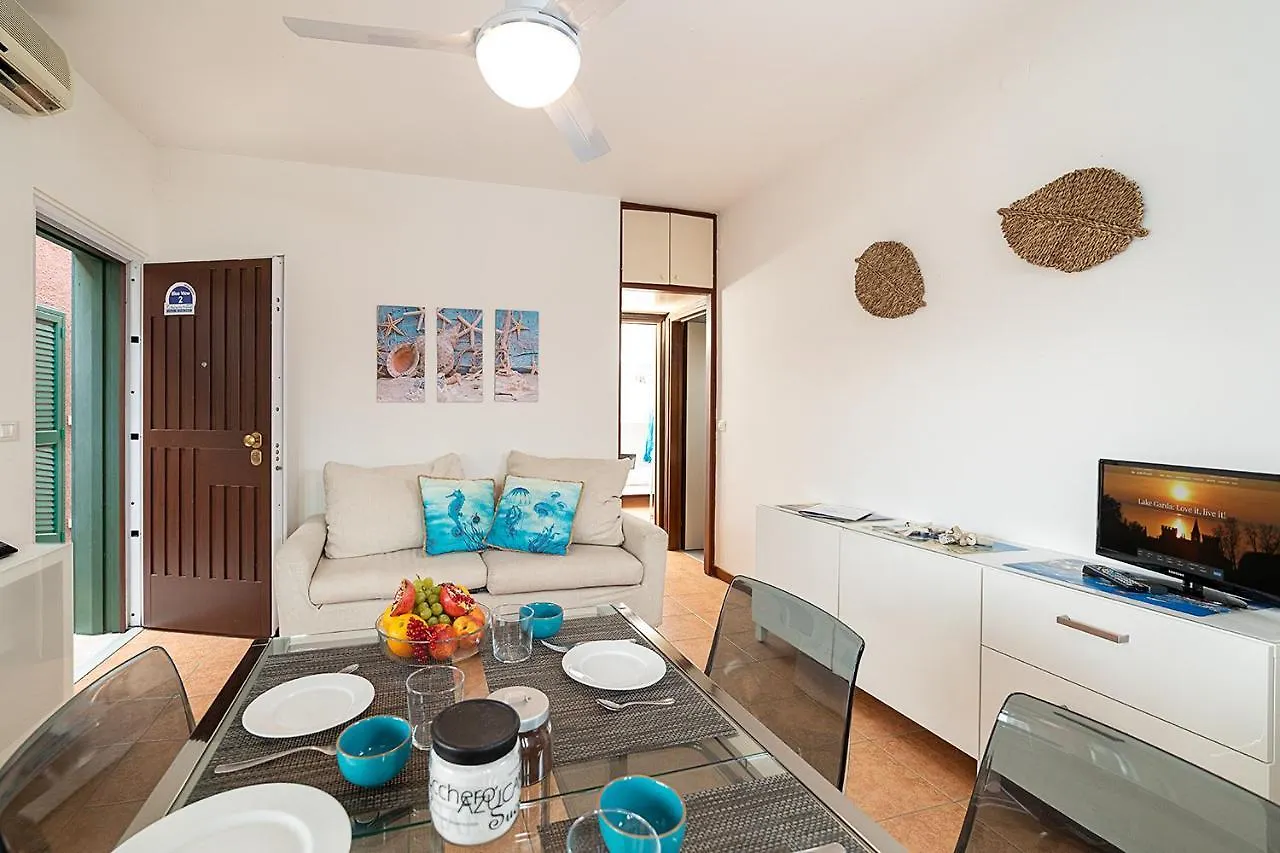 Apartments Blue View - Residence Casetto Bardolino - Regarda Travel 0*,