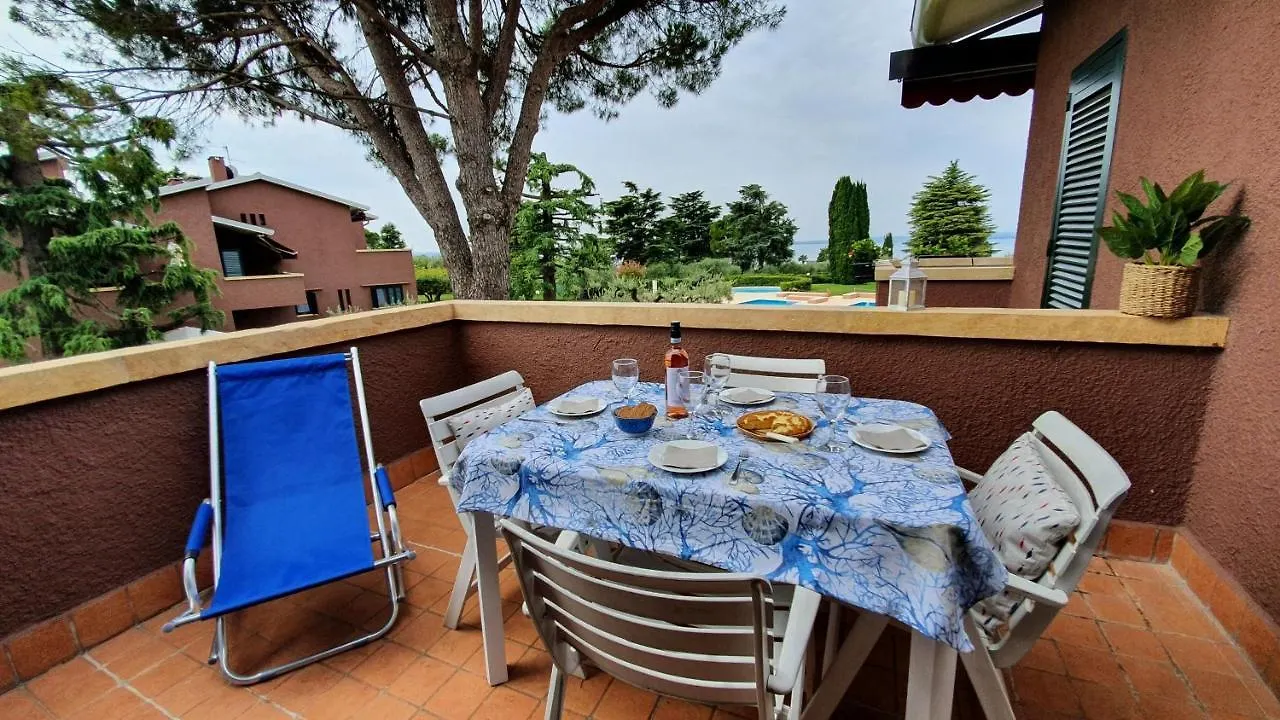 Apartments Blue View - Residence Casetto Bardolino - Regarda Travel